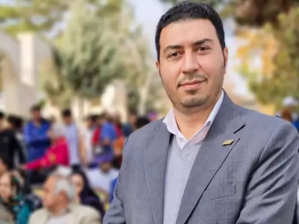 بیوگرافی عرفان کیومرثی | مدیر موفق در حوزه بازرگانی و تجهیزات ساختمانی